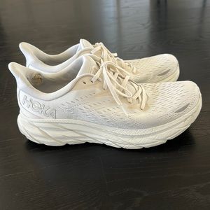 White Hoka Clifton8